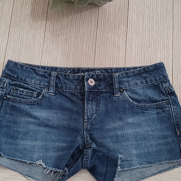 American Eagle shorts - Picture 1 of 3